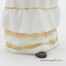 Load image into Gallery viewer, HN3696 Faithful Friend - Vintage Porcelain Figurine by Royal Doulton, circa 1995 (Item# P-1528)-Timeless Gallery