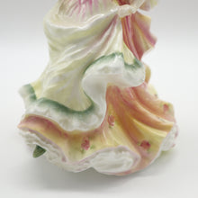 将图片加载到图库查看器,HN3709 Rose - Vintage Porcelain Figurine by Royal Doulton, circa 1998 (Item# P-9175)-Timeless Gallery