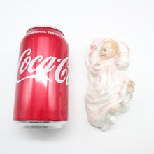 将图片加载到图库查看器,HN3712 New Baby - Vintage Porcelain Figurine by Royal Doulton, circa 2000 (Item# P-1993)-Timeless Gallery