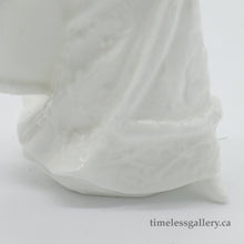 Load image into Gallery viewer, HN3953 Christmas Lantern - Vintage Porcelain Figurine by Royal Doulton, circa 1997 (Item# P-7325)-Timeless Gallery