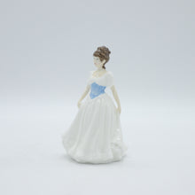 将图片加载到图库查看器,HN4117 Melody - Vintage Porcelain Figurine by Royal Doulton, dated 1999 (Item# P-4915)-Timeless Gallery