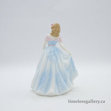 将图片加载到图库查看器,HN4151 Faith - Special Edition - Vintage Porcelain Figurine by Royal Doulton, circa 1999 (Item# P-5008)-Timeless Gallery