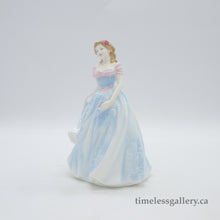 将图片加载到图库查看器,HN4151 Faith - Special Edition - Vintage Porcelain Figurine by Royal Doulton, circa 1999 (Item# P-5008)-Timeless Gallery