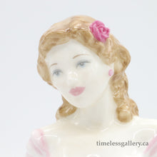 将图片加载到图库查看器,HN4151 Faith - Special Edition - Vintage Porcelain Figurine by Royal Doulton, circa 1999 (Item# P-5008)-Timeless Gallery