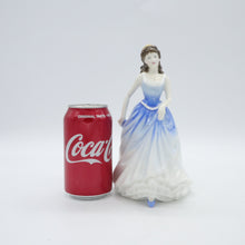 将图片加载到图库查看器,HN4158 Michelle - Vintage Porcelain Figurine by Royal Doulton, circa 2000 (Item# P-2788)-Timeless Gallery