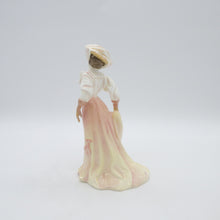 将图片加载到图库查看器,HN4161 The Open Road - Vintage Porcelain Figurine by Royal Doulton, circa 2000 (Item# P-5768)-Timeless Gallery
