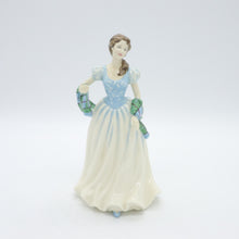 将图片加载到图库查看器,HN4240 Flower of Scotland - Signed - Vintage Porcelain Figurine by Royal Doulton, circa 2000 (Item# P-7465)-Timeless Gallery