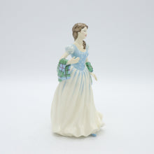 将图片加载到图库查看器,HN4240 Flower of Scotland - Signed - Vintage Porcelain Figurine by Royal Doulton, circa 2000 (Item# P-7465)-Timeless Gallery