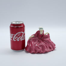 将图片加载到图库查看器,HN549 Polly Peachum - Rare and Early - Vintage Porcelain Figurine by Royal Doulton, circa 1925 (Item# P-5810)-Timeless Gallery