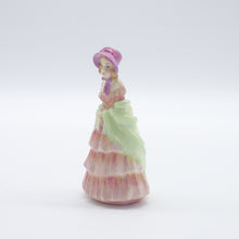 将图片加载到图库查看器,M1 Victorian Lady - Rare - Vintage Porcelain Figurine by Royal Doulton, circa 1940 (Item# P-7000)-Timeless Gallery