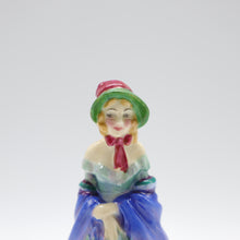 将图片加载到图库查看器,M2 Victorian Lady - Vintage Porcelain Figurine by Royal Doulton, dated 1941 (Item# P-5424)-Timeless Gallery