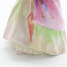 将图片加载到图库查看器,M4 Paisley Shawl - Vintage Porcelain Figurine by Royal Doulton, dated 1941 (Item# P-3840)-Timeless Gallery