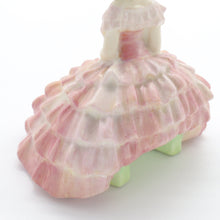 将图片加载到图库查看器,M9 Chloe - Rare - Vintage Porcelain Figurine by Royal Doulton, circa 1940 (Item# P-4008)-Timeless Gallery