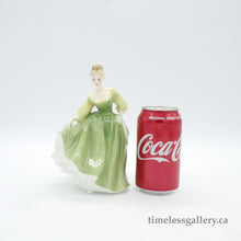 将图片加载到图库查看器,HN2193 Fair Lady - Vintage Porcelain Figurine by Royal Doulton, circa 1970 (Item# P-1124)-Timeless Gallery