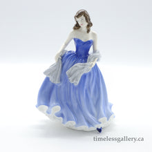将图片加载到图库查看器,HN4530 Moonlight Serenade - Porcelain Figurine by Royal Doulton, circa 2003 (Item# P-1454)-Timeless Gallery