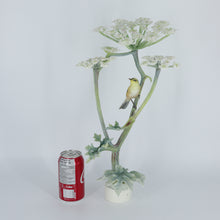 将图片加载到图库查看器,Porcelain Bird Figurine by Dorothy Doughty and Royal Worcester