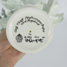 将图片加载到图库查看器,Porcelain Bird Figurine by Dorothy Doughty and Royal Worcester