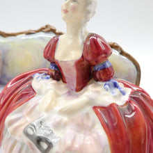 Load image into Gallery viewer, HN1997 Belle o’ the Ball - Vintage Porcelain Figurine by Royal Doulton, circa 1977 (Item# P-2688)-Timeless Gallery
