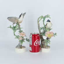 Load image into Gallery viewer, Porcelain Bird Figurine by Dorothy Doughty and Royal Worcester
