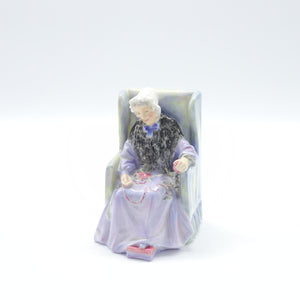 HN2023 Joan - Vintage Porcelain Figurine by Royal Doulton, circa 1950 (Item# P-7627)-Timeless Gallery