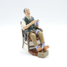 Load image into Gallery viewer, Vintage Royal Doulton Figurine, HN2319
