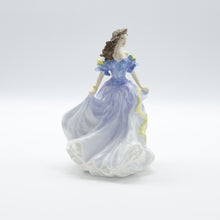 将图片加载到图库查看器，HN4041 Rebecca - Vintage Porcelain Figurine by Royal Doulton, dated 1998 (Item# P-1774)-Timeless Gallery
