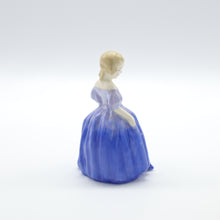 将图片加载到图库查看器，Vintage Royal Doulton Figurine, HN1370
