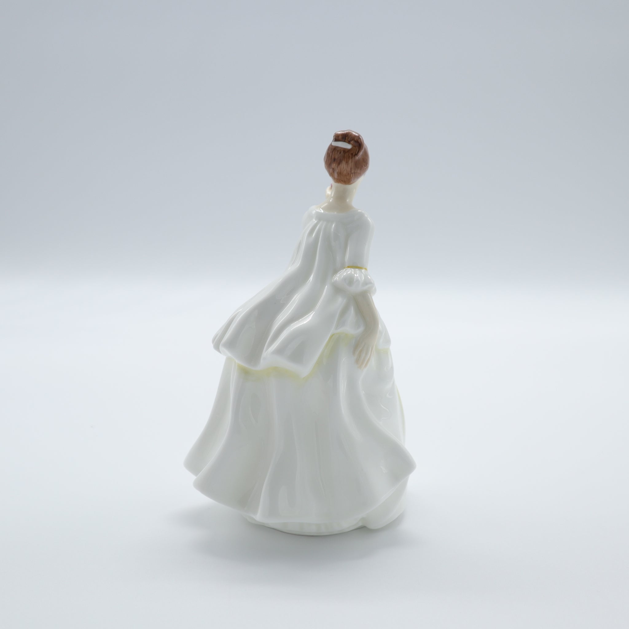 Vintage Royal Doulton Figurine, HN2460, Flowers of Love – Timeless