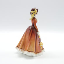 将图片加载到图库查看器，Vintage Royal Doulton Figurine, HN2705
