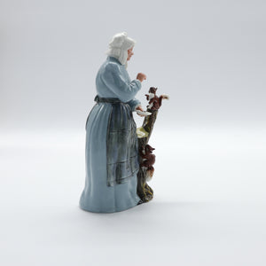 HN2783 Good Friends - Vintage Porcelain Figurine by Royal Doulton, circa 1985 (Item# P-9907)-Timeless Gallery