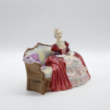 Load image into Gallery viewer, HN1997 Belle o’ the Ball - Vintage Porcelain Figurine by Royal Doulton, circa 1977 (Item# P-2688)-Timeless Gallery
