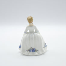 Load image into Gallery viewer, HN3482 Old Country Roses - Vintage Porcelain Figurine by Royal Doulton, circa 1994 (Item# P-6553)-Timeless Gallery
