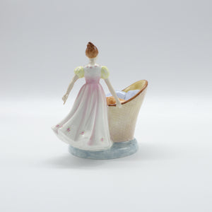 HN2871 Beat You To It - Vintage Porcelain Figurine by Royal Doulton, circa 1980 (Item# P-7636)-Timeless Gallery