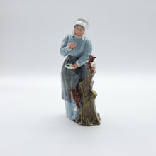 Load image into Gallery viewer, HN2783 Good Friends - Vintage Porcelain Figurine by Royal Doulton, circa 1985 (Item# P-9907)-Timeless Gallery
