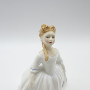 HN3482 Old Country Roses - Vintage Porcelain Figurine by Royal Doulton, circa 1994 (Item# P-6553)-Timeless Gallery