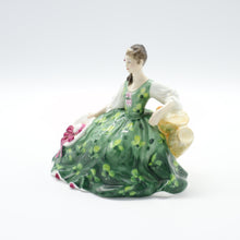 将图片加载到图库查看器，HN2474 Elyse - Vintage Porcelain Figurine by Royal Doulton, circa 1990 (Item# P-6067)-Timeless Gallery
