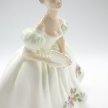 将图片加载到图库查看器，HN3304 Samantha - Vintage Porcelain Figurine by Royal Doulton, circa 1990 (Item# P-6830)-Timeless Gallery
