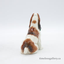 Load image into Gallery viewer, HN1029 Cocker Spaniel with Pheasant - Vintage Porcelain Figurine by Royal Doulton, circa 1960 (Item# P-2172)-Timeless Gallery
