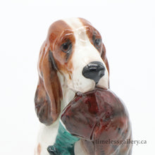 将图片加载到图库查看器，HN1029 Cocker Spaniel with Pheasant - Vintage Porcelain Figurine by Royal Doulton, circa 1960 (Item# P-2172)-Timeless Gallery
