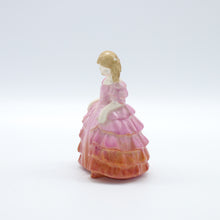 Load image into Gallery viewer, HN1368 Rose - Vintage Porcelain Figurine by Royal Doulton, after 1950 (Item# P-8700)-Timeless Gallery
