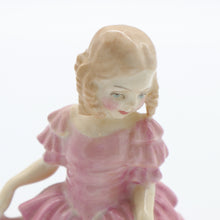 Load image into Gallery viewer, HN1368 Rose - Classic - Vintage Porcelain Figurine by Royal Doulton, circa 1970 (Item# P-5450)-Timeless Gallery
