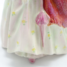 Load image into Gallery viewer, HN1392 Paisley Shawl - Vintage Porcelain Figurine by Royal Doulton, dated 1943 (Item# P-7172)-Timeless Gallery
