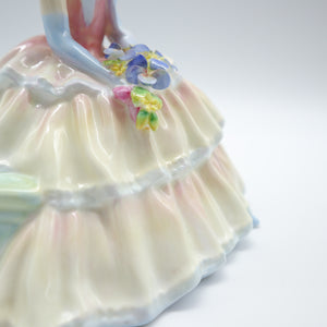 HN1731 Daydreams - Classic - Vintage Porcelain Figurine by Royal Doulton, circa 1977 (Item# P-9111)-Timeless Gallery