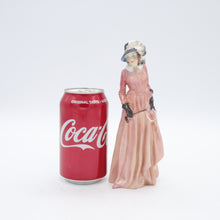 将图片加载到图库查看器，HN1770 Maureen - Popular - Vintage Porcelain Figurine by Royal Doulton, dated 1941 (Item# P-9419)-Timeless Gallery
