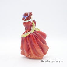 Load image into Gallery viewer, HN1834 Top O’ The Hill - Classic - Vintage Porcelain Figurine by Royal Doulton, circa 1950 (Item# P-9763)-Timeless Gallery
