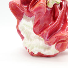 Load image into Gallery viewer, HN1834 Top O’ The Hill - Vintage Porcelain Figurine by Royal Doulton, circa 1977 (Item# P-5940)-Timeless Gallery
