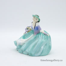 将图片加载到图库查看器，HN1872 Annabella - Very Rare - Vintage Porcelain Figurine by Royal Doulton, dated 1942 (Item# P-8355)-Timeless Gallery
