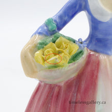 将图片加载到图库查看器，HN1916 Janet - Vintage Porcelain Figurine by Royal Doulton, circa 1940 (Item# P-5558)-Timeless Gallery
