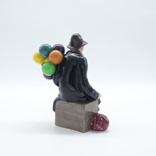 Load image into Gallery viewer, HN1954 Balloon Man - Classic - Vintage Porcelain Figurine by Royal Doulton, after 1970 (Item# P-6985)-Timeless Gallery
