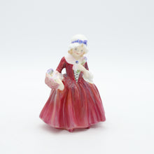 将图片加载到图库查看器，HN1955 Lavinia - Vintage Porcelain Figurine by Royal Doulton, circa 1950 (Item# P-2898)-Timeless Gallery
